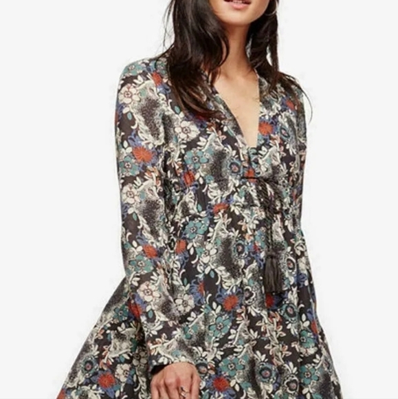 NWOT Free People Women's Size XS Stealing Fire MiniDress Floral Tassel Boho - Picture 8 of 8